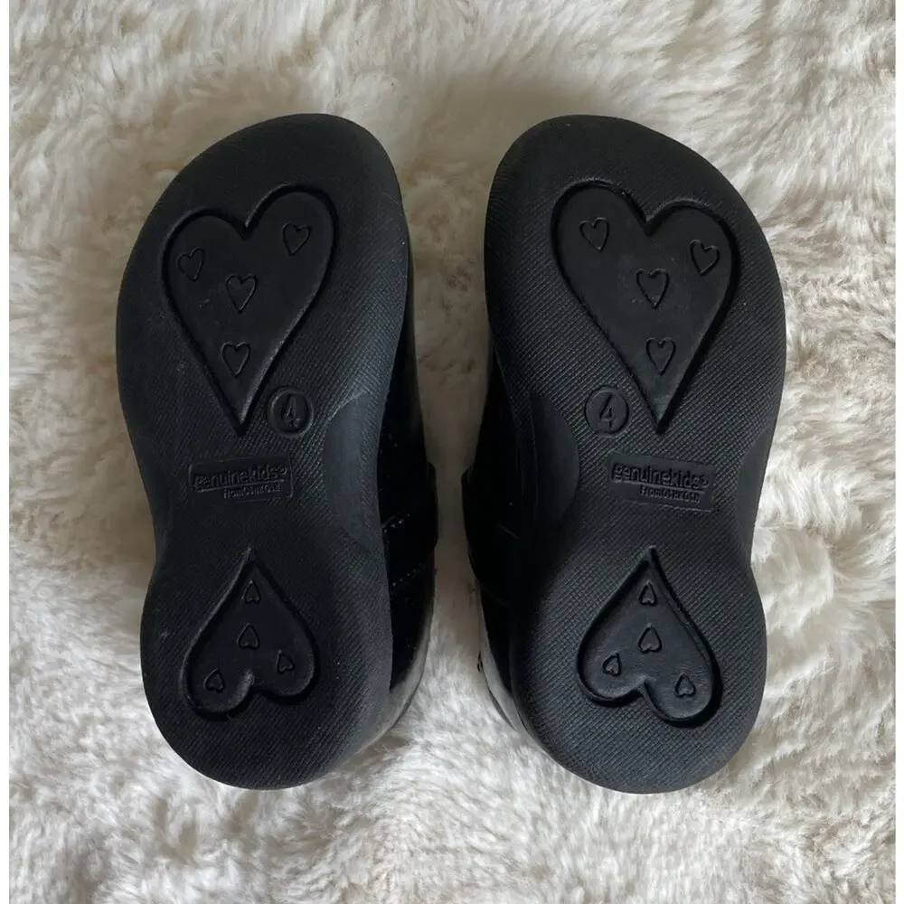 Girls Black Maryjane’s Size 4